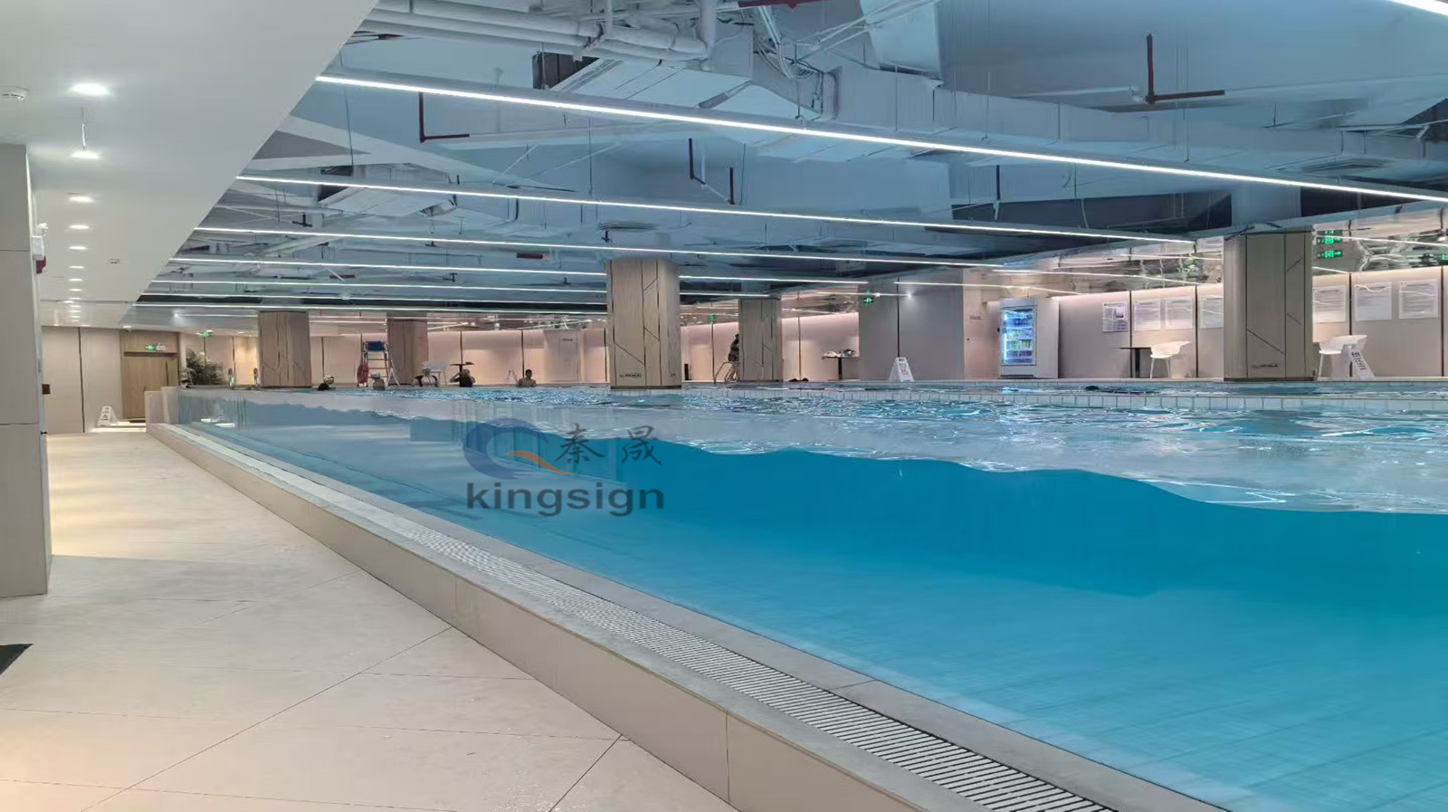 KingSign 30m længde 120 mm tyk akrylpladspuljevindue